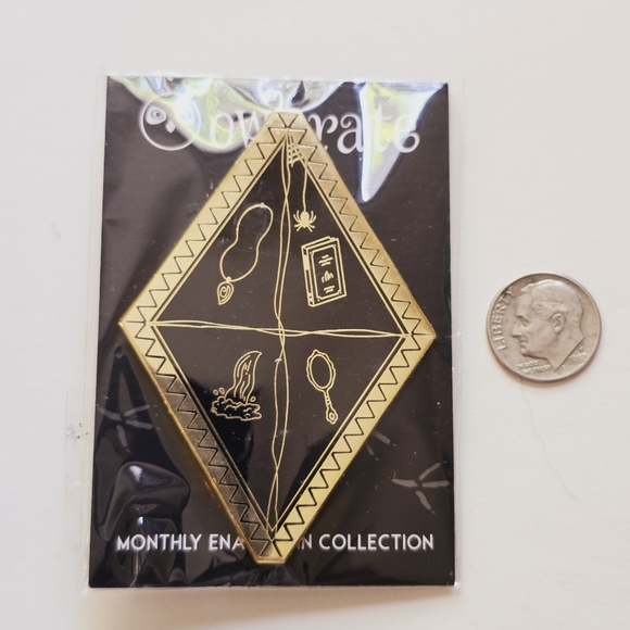 NWT Owlcrate Ruthless Rivals Pin - Picture 2 of 3